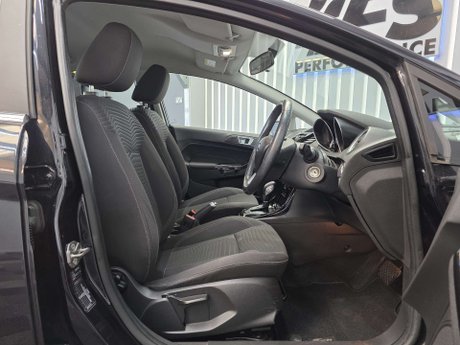 Ford Fiesta 1.6 Zetec Hatchback 5dr Petrol Powershift Euro 5 (105 ps) 33