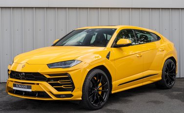 Lamborghini Urus 6