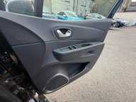 Renault Captur DYNAMIQUE NAV TCE 17