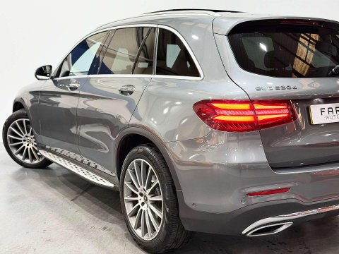 Mercedes-Benz GLC 2.1 GLC220d AMG Line (Premium) SUV 5dr Diesel G-Tronic 4MATIC Euro 6 (s/s) 22