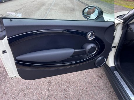 Mini Hatch 1.6 Cooper S Auto Euro 5 3dr 64