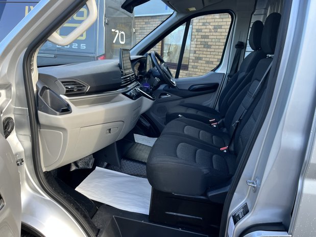 Maxus Deliver 9 DELIVER 9 DIESEL 2.0 D20 150 LWB High Roof Lux Van 20