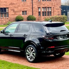 Land Rover Discovery Sport R-DYNAMIC HSE 1