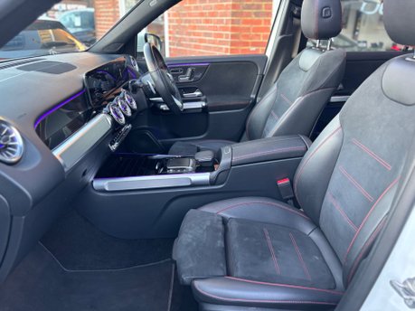 Mercedes-Benz GLB 2.0 GLB220d AMG Line (Premium Plus) SUV 5dr Diesel 8G-DCT 4MATIC Euro 6 12