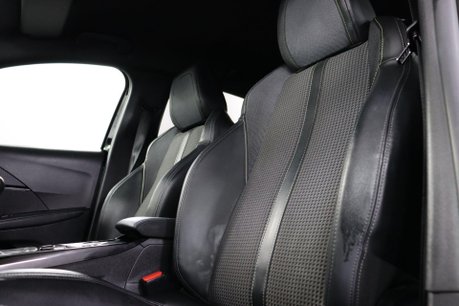 Peugeot 208 PURETECH GT LINE S/S 35