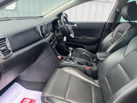 Kia Sportage 1.7 CRDi 3 Euro 6 (s/s) 5dr 39