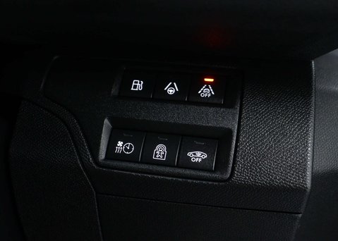 Peugeot 3008 1.6 13.2kWh GT SUV 5dr Petrol Plug-in Hybrid e-EAT 4WD Euro 6 (s/s) (300 ps 37