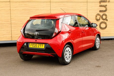 Toyota Aygo VVT-I X-PLAY X-SHIFT