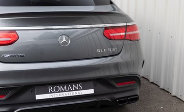 Mercedes-Benz GLE 63 S 4MATIC Night Edition 25