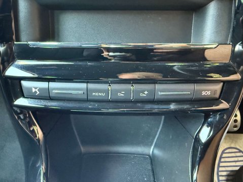 DS 3 1.6 DS3 Prestige Blue HDi S/S 3dr 43