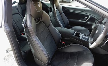 Maserati Granturismo MC Stradale 4