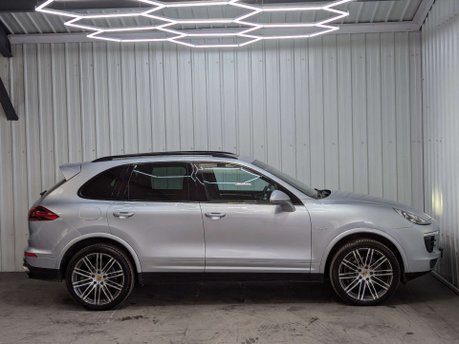 Porsche Cayenne 3.0 Cayenne D Platinum Edition V6 Tiptronic S A 4WD 5dr 17