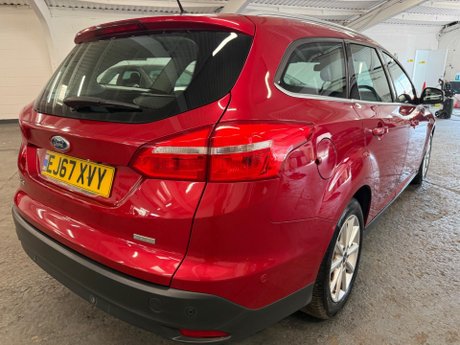 Ford Focus 1.0T EcoBoost Titanium Euro 6 (s/s) 5dr 8