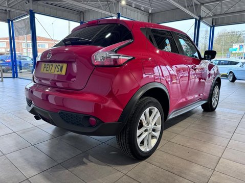 Nissan Juke 1.2 DIG-T N-Connecta Euro 6 (s/s) 5dr 3
