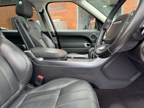 Land Rover Range Rover Sport 3.0 Range Rover Sport HSE Dynamic SDV6 Automatic 4WD 5dr - NATIONAL DELIVER 56