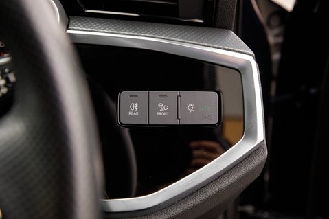 Audi Q3 TFSI S LINE BLACK EDITION 16