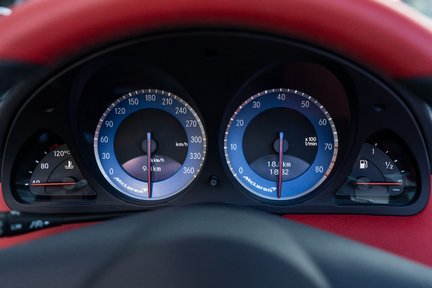 Mercedes-Benz SLR McLaren Roadster 22