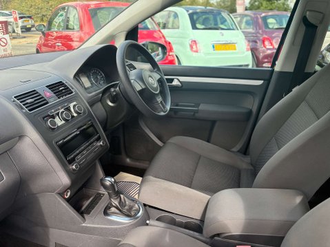 Volkswagen Touran 1.6 TDI S MPV 5dr Diesel DSG Euro 5 (105 ps) 5