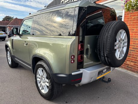 Land Rover Defender 2.0 P300 S SUV 3dr Petrol Auto 4WD Euro 6 (s/s) (300 ps) 2