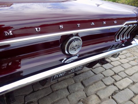Ford Mustang 289 Hardtop Coupe 55