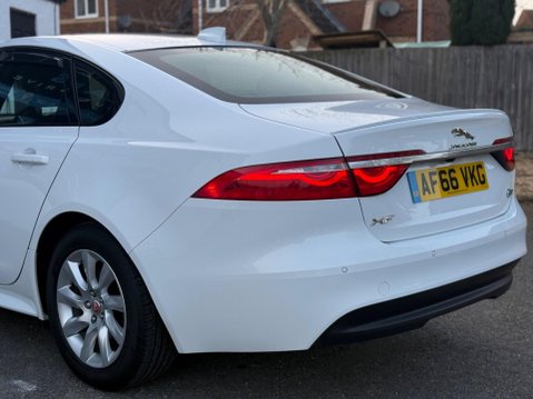 Jaguar XF 2.0d R-Sport Auto Euro 6 (s/s) 4dr 30