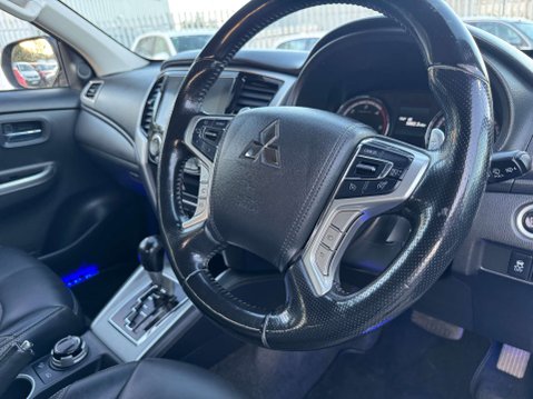 Mitsubishi L200 2.3 L200 Barbarian X DI-D Auto 4WD 8