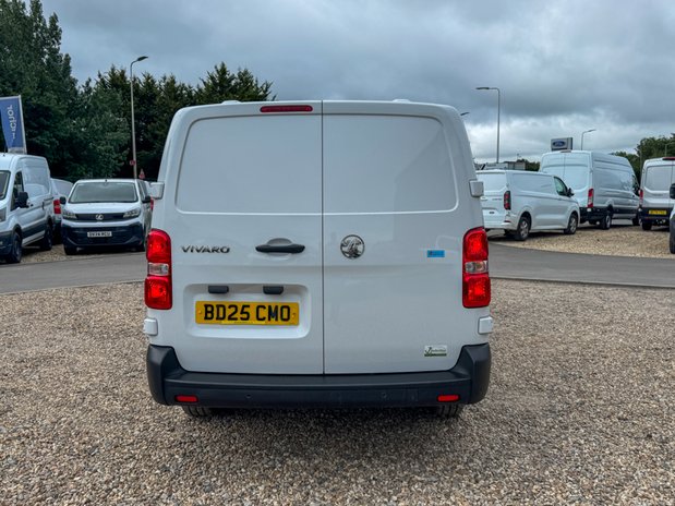 Vauxhall Vivaro LWB L2H1 Low Roof Prime 2900 Cruise Sensors EURO 6 7