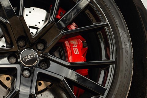Audi RS6 4.0 TFSI V8 Performance Tiptronic quattro Euro 6 (s/s) 5dr 27