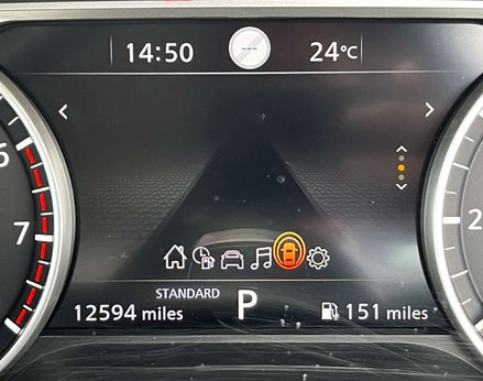 Nissan Qashqai 1.3 Qashqai Acenta Premium DiG-T MHEV CVT 5dr 27