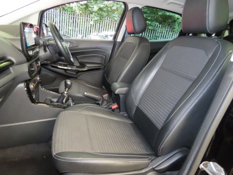 Ford Ecosport TITANIUM 11