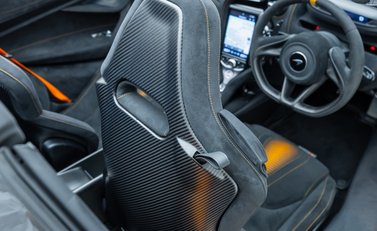 McLaren 765LT Spider 22