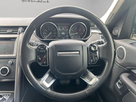 Land Rover Discovery 3.0 SD V6 Landmark Edition Auto 4WD Euro 6 (s/s) 5dr 43