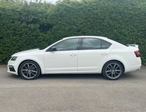 Skoda Octavia 2.0 TDI vRS Hatchback 5dr Diesel DSG 7Spd 4WD Euro 6