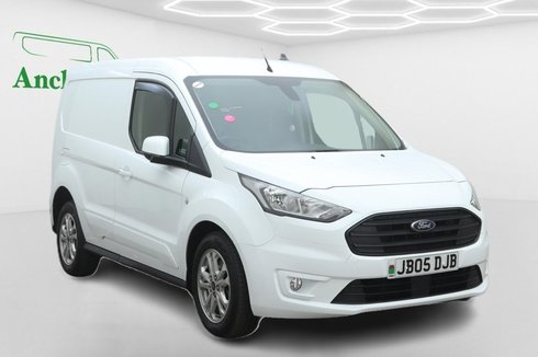 Ford Transit Connect SWB L1H1 Low Roof Limited Air Con Alloys Sensors EURO 6 NO VAT