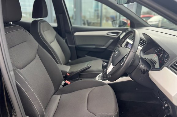 SEAT Arona 1.0 TSI XCELLENCE 5 DOOR 16