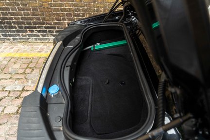 Jaguar F-Type V8 R 36