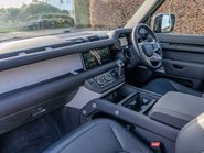 Land Rover Defender P400e XS Edition PHEV 8