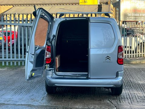 Citroen Berlingo 1000 DRIVER M BLUEHDI 28