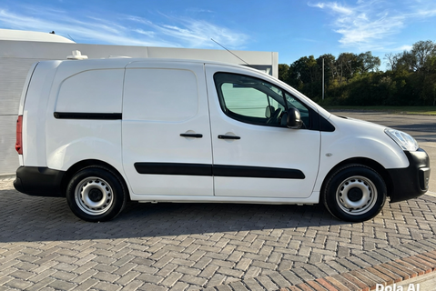 Citroen Berlingo 750 L2 1.6 Hdi 90 ps - Dog Van with Air Conditioning - Ex MOD 10