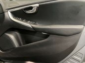 Volvo V40 2.0 V40 R-Design Pro D3 Auto 5dr 9