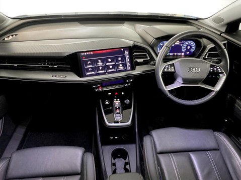 Audi Q4 45 Sport SUV 5dr Electric Auto quattro 82kWh (286 ps) Sat Nav 18