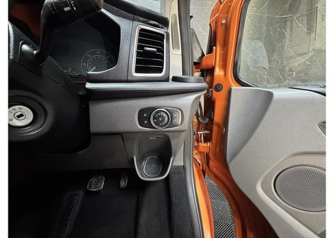 Ford Transit Custom 2.0 300 EcoBlue Limited Crew Van Double Cab 5dr Diesel Auto L1 H1 Euro 6 (s 45