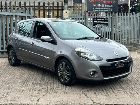 Renault Clio DYNAMIQUE TOMTOM 16V 4
