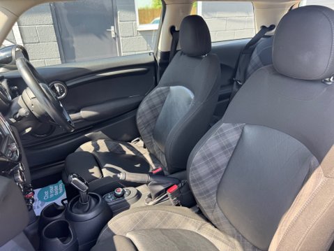 Mini Hatch COOPER AUTOMATIC 26