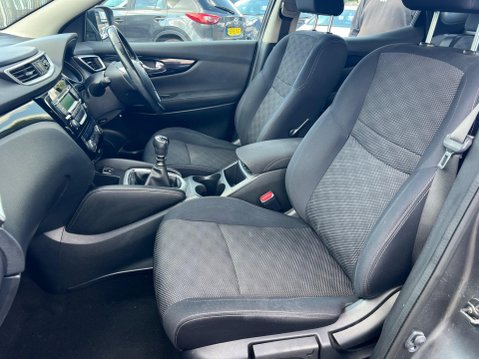 Nissan Qashqai 1.2 DIG-T Acenta 2WD Euro 5 (s/s) 5dr 25
