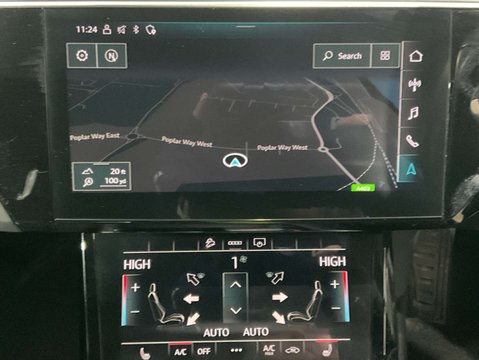 Audi E-Tron e-tron Technik 50 Quattro 4WD 5dr 9