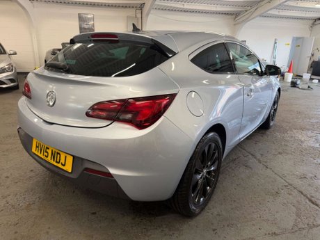 Vauxhall Astra GTC 1.4T 16V SRi Euro 5 (s/s) 3dr 7