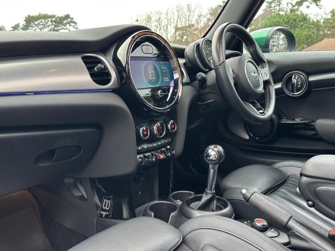 Mini Hatch 2.0 John Cooper Works Euro 6 (s/s) 3dr 30