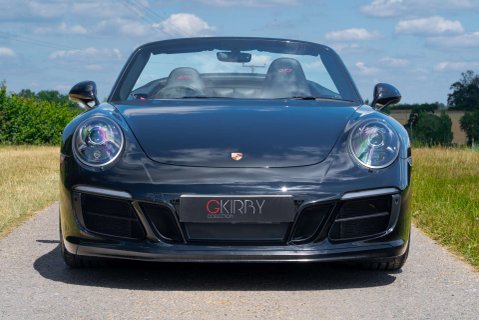 Porsche 911 Carrera GTS PDK 18