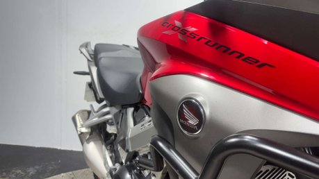 Honda VFR 2016 27K NEW MOT VERY CLEAN ADVENTURE ROAD BIKE 800CC V4 17